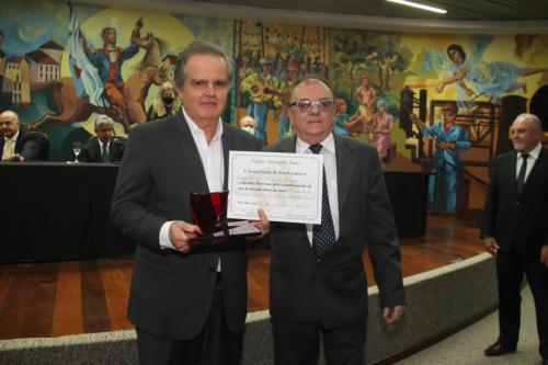 Luiz Henrique Andrade Araújo e Márcio Mol